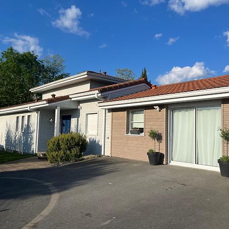 Gite Ben & Nad Proche Du Puy Dufou Saint-Aubin-des-Ormeaux 外观 照片